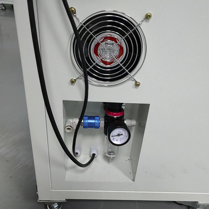 Automatic Labeling Machine