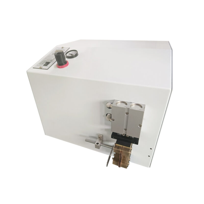 Shiled wire stripping machine