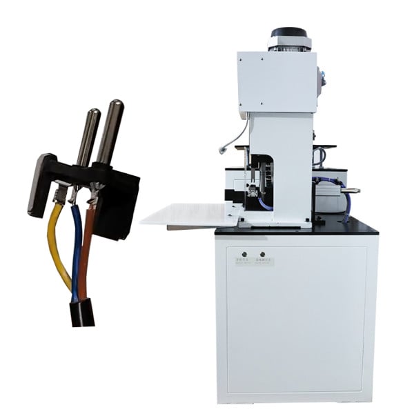 Type C European France 2-pin with Earthing 16A Electrical Adapter Plug Crimping Machine